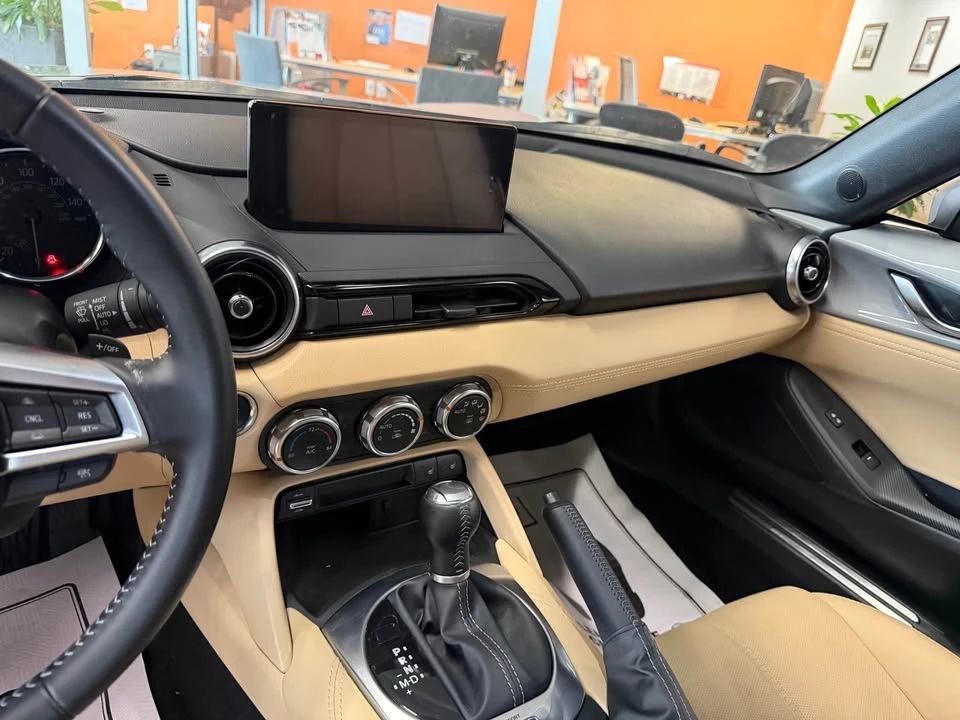 2025 Mazda ND MX-5 Miata - Image 11 of 12