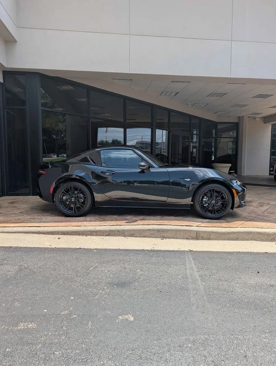 2025 Mazda ND MX-5 Miata - Image 4 of 7