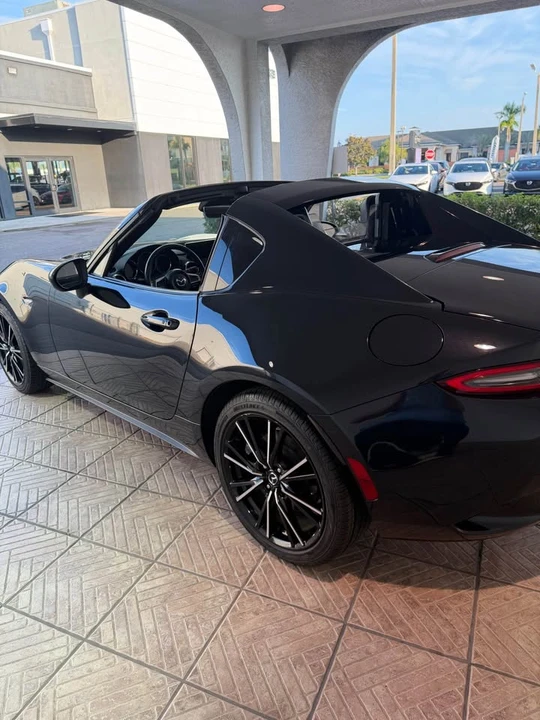 2025 Mazda ND MX-5 Miata - Image 7 of 13