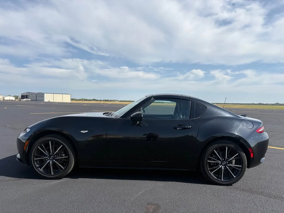 2025 Mazda ND MX-5 Miata - Image 2 of 9