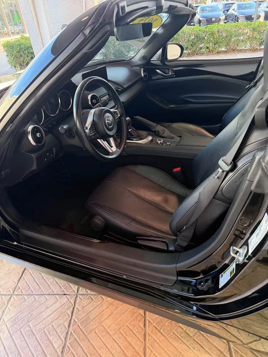 2025 Mazda ND MX-5 Miata - Image 10 of 13