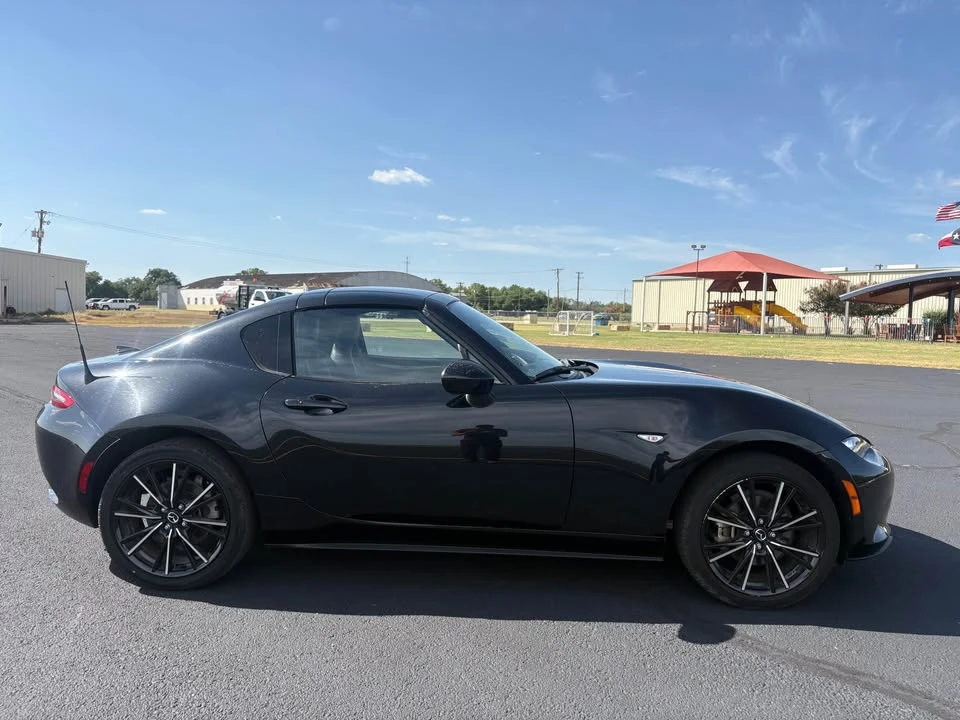 2025 Mazda ND MX-5 Miata - Image 4 of 9