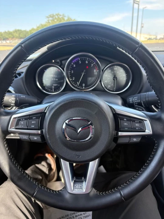 2025 Mazda ND MX-5 Miata - Image 7 of 9