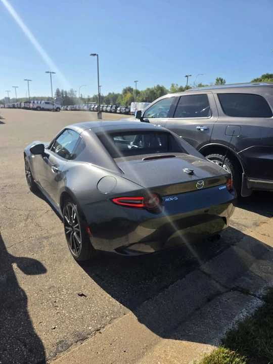 2025 Mazda ND MX-5 Miata - Image 4 of 6