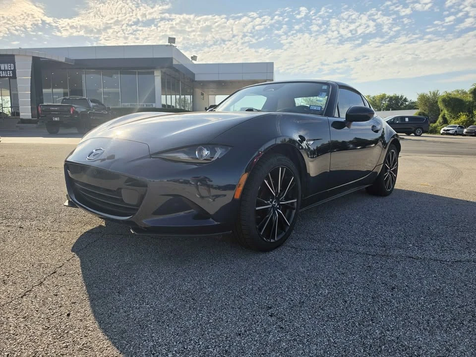 2025 Mazda ND MX-5 Miata - Image 5 of 17