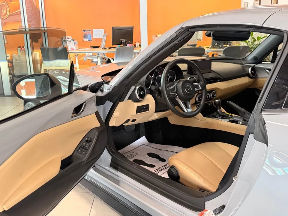 2025 Mazda ND MX-5 Miata - Image 5 of 7
