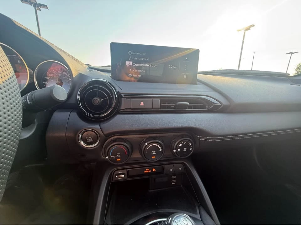 2025 Mazda ND MX-5 Miata - Image 9 of 10