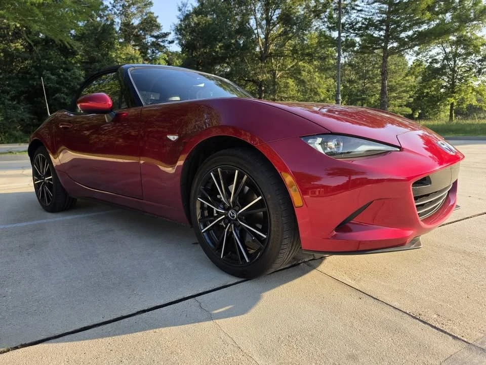 2025 Mazda ND MX-5 Miata - Image 5 of 9