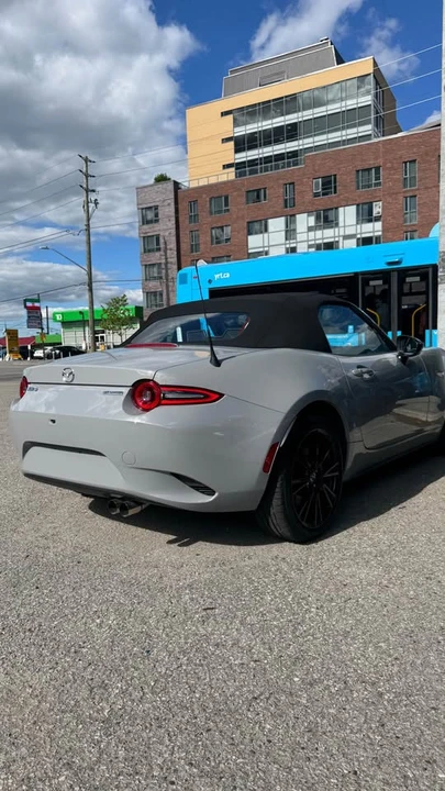 2025 Mazda ND MX-5 Miata - Image 7 of 8