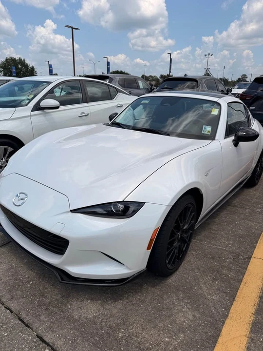 2025 Mazda ND MX-5 Miata - Image 3 of 5