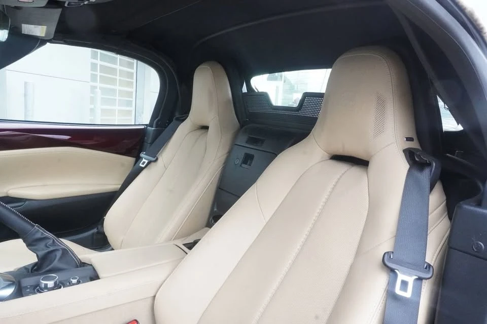 2025 Mazda ND MX-5 Miata - Image 11 of 17
