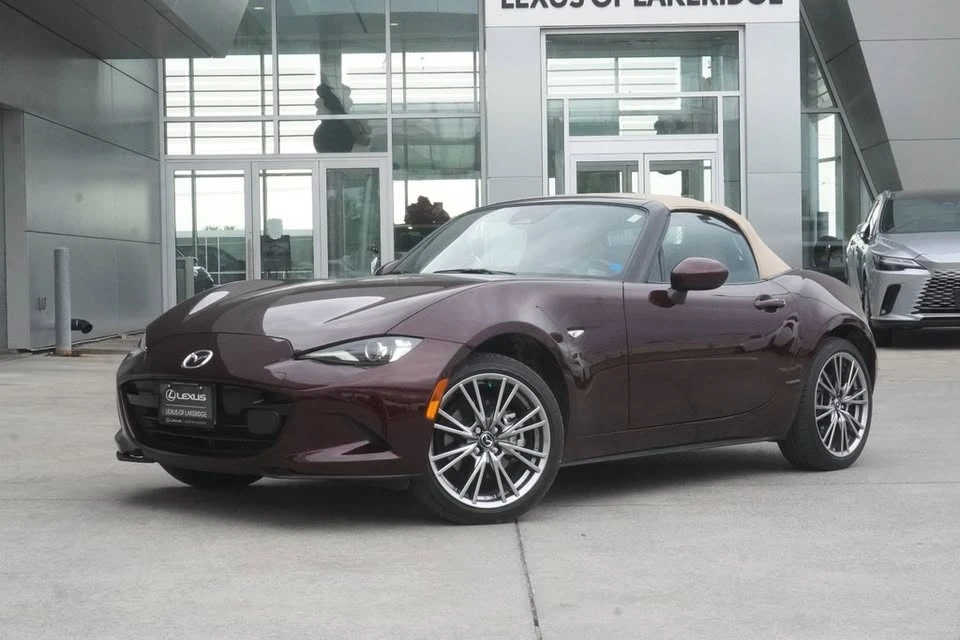 2025 Mazda ND MX-5 Miata - Image 8 of 17