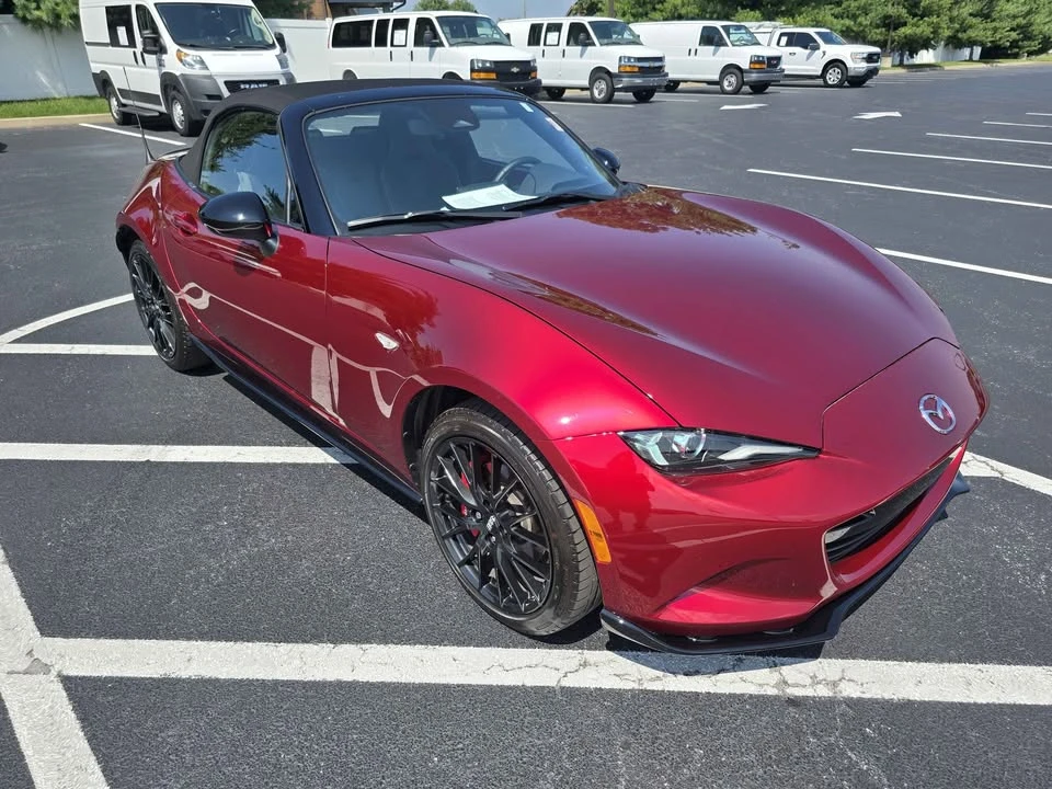 2025 Mazda ND MX-5 Miata - Image 9 of 14