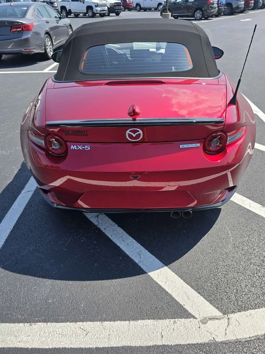 2025 Mazda ND MX-5 Miata - Image 7 of 14