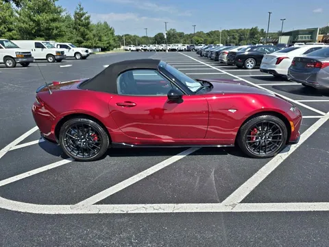2025 Mazda MX-5 Club Convertible 2D