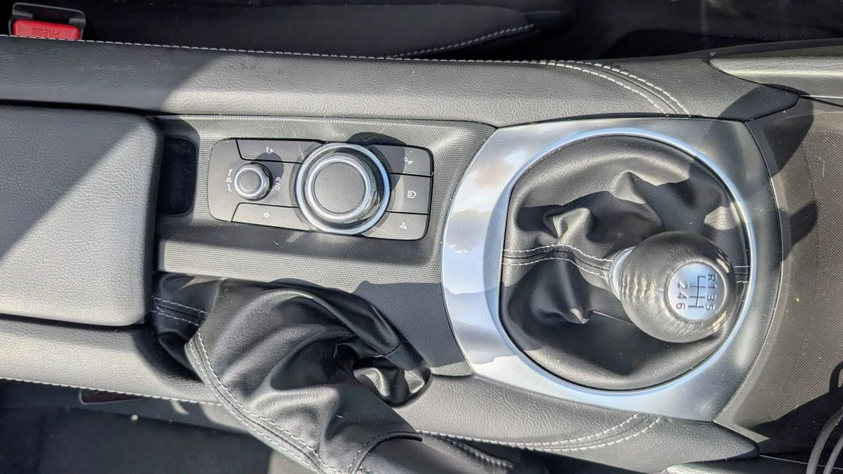 2025 Mazda ND MX-5 Miata - Image 15 of 21
