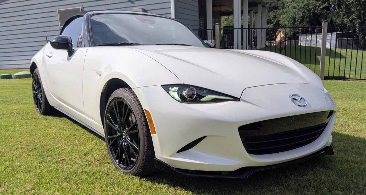 2025 Mazda ND MX-5 Miata - Image 4 of 21