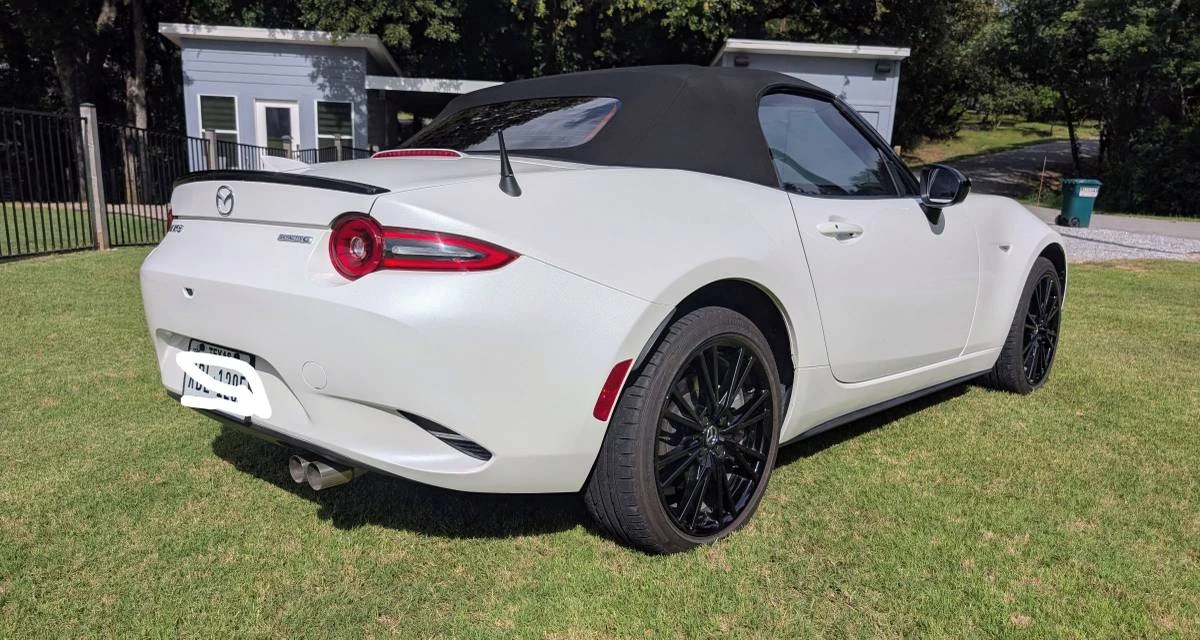 2025 Mazda ND MX-5 Miata - Image 5 of 21