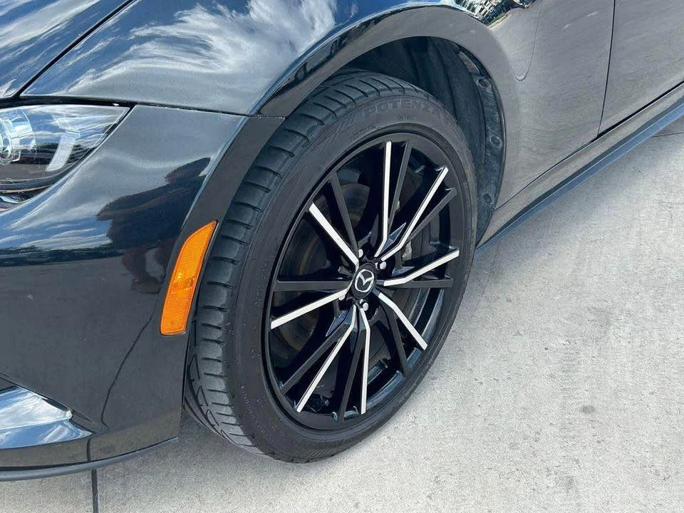 2025 Mazda ND MX-5 Miata - Image 4 of 9