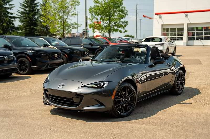 2025 Mazda ND MX-5 Miata - Image 8 of 19