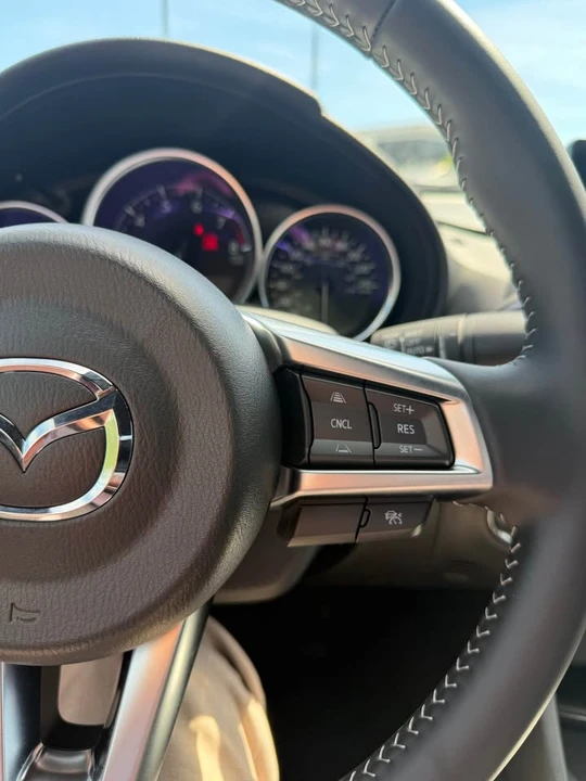 2025 Mazda ND MX-5 Miata - Image 6 of 9