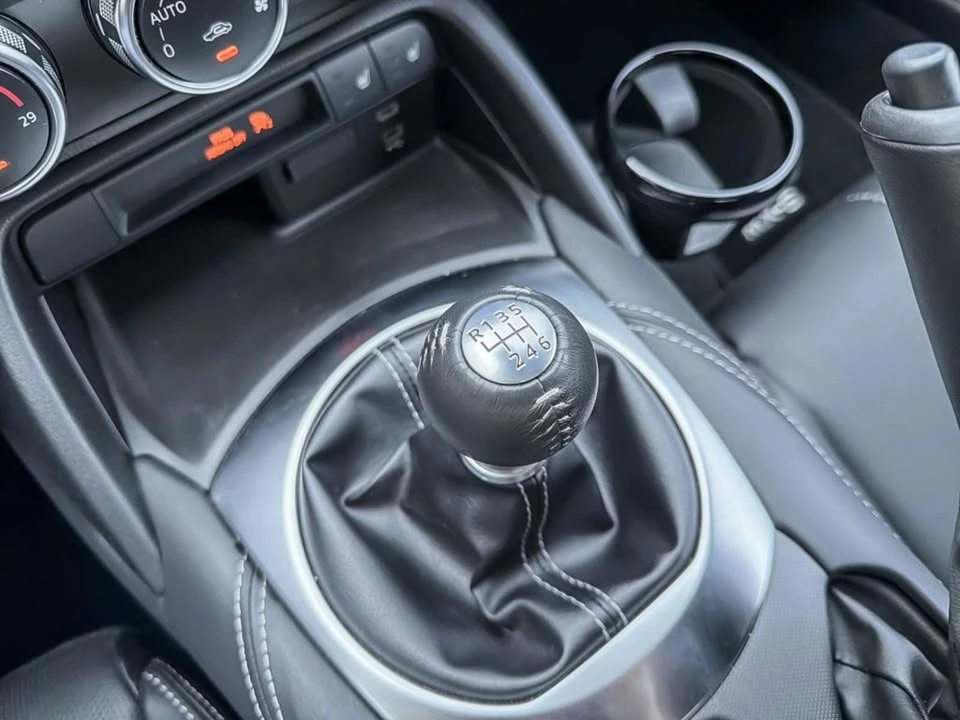 2025 Mazda ND MX-5 Miata - Image 17 of 18