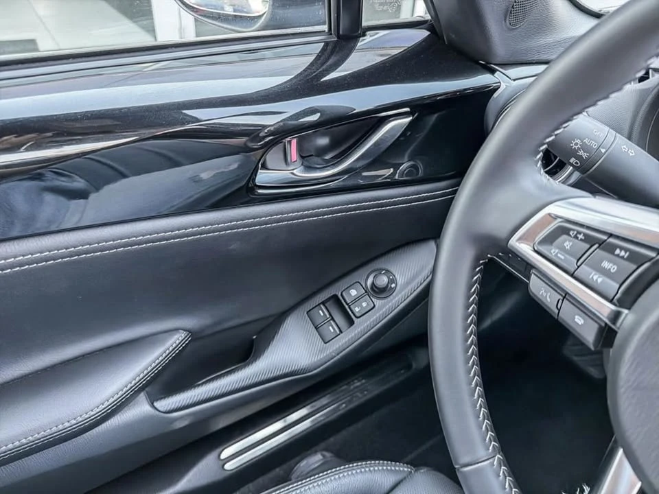2025 Mazda ND MX-5 Miata - Image 12 of 18