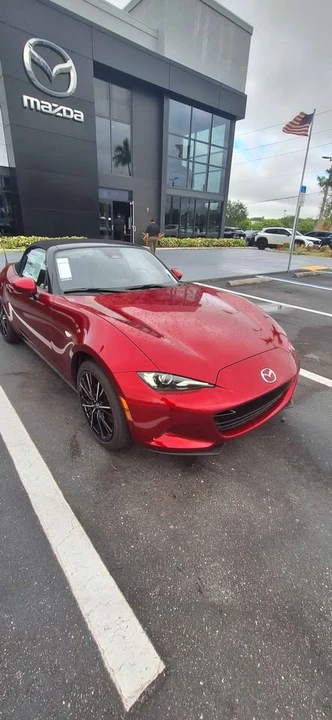 2025 Mazda ND MX-5 Miata - Image 3 of 12