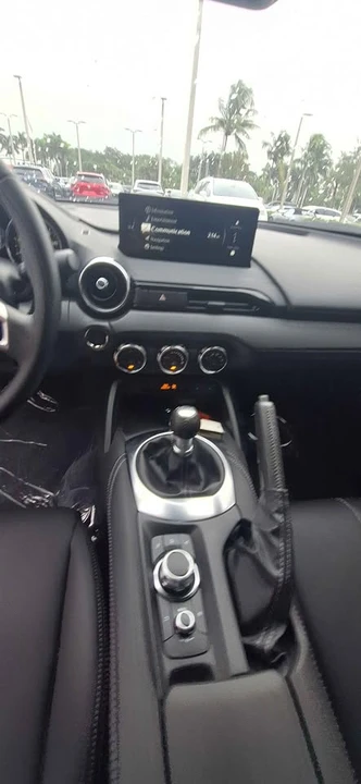 2025 Mazda ND MX-5 Miata - Image 11 of 12
