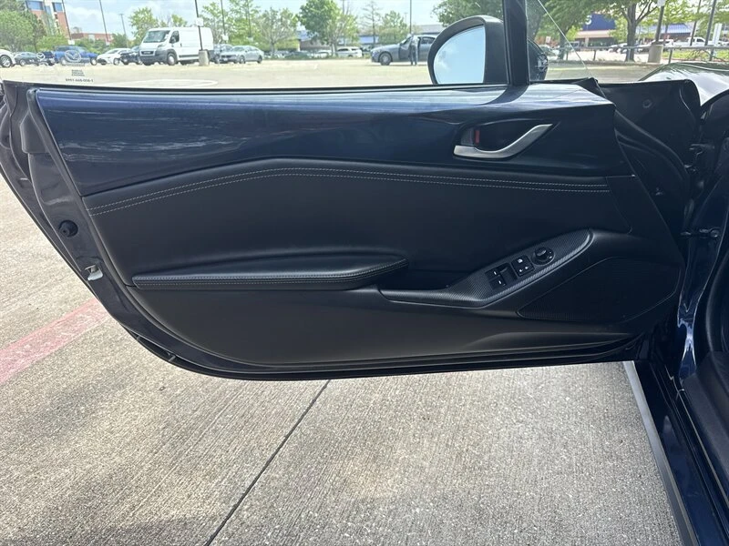 2025 Mazda ND MX-5 Miata - Image 10 of 20