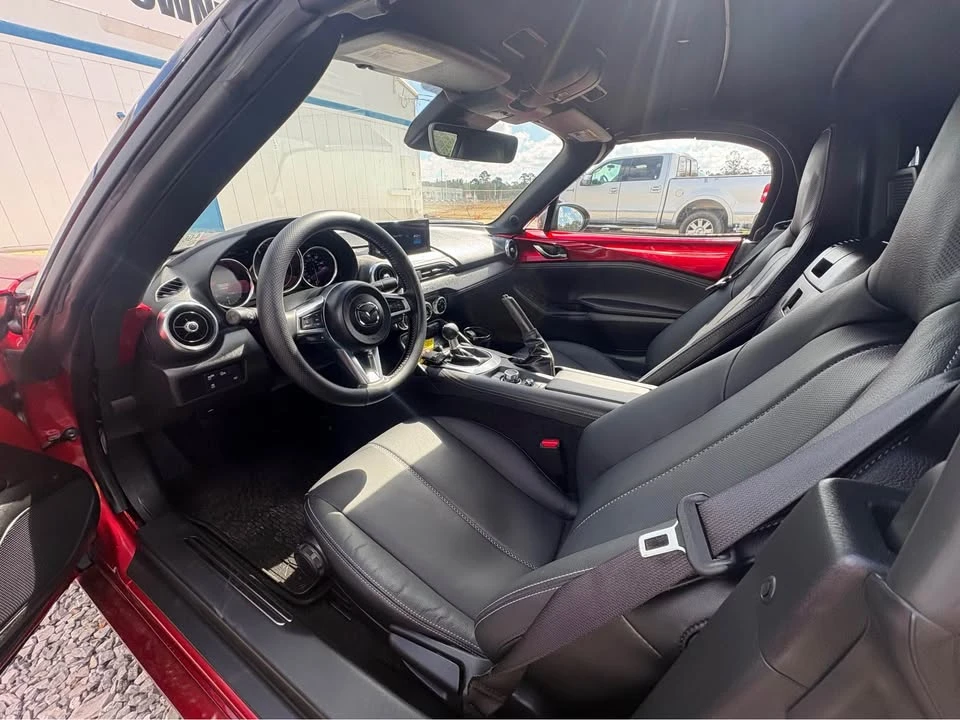 2025 Mazda ND MX-5 Miata - Image 6 of 9
