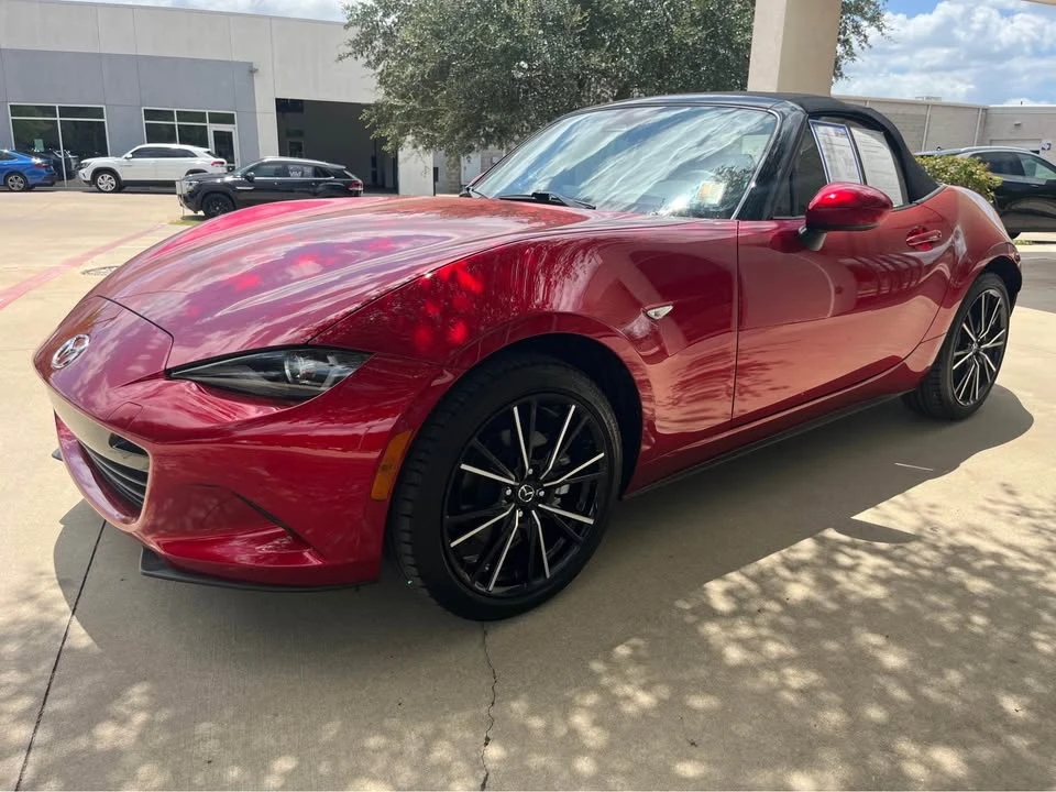 2025 Mazda ND MX-5 Miata - Image 2 of 5