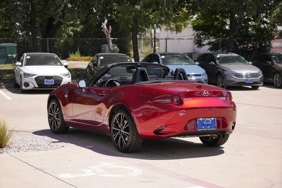 2025 Mazda ND MX-5 Miata - Image 5 of 12