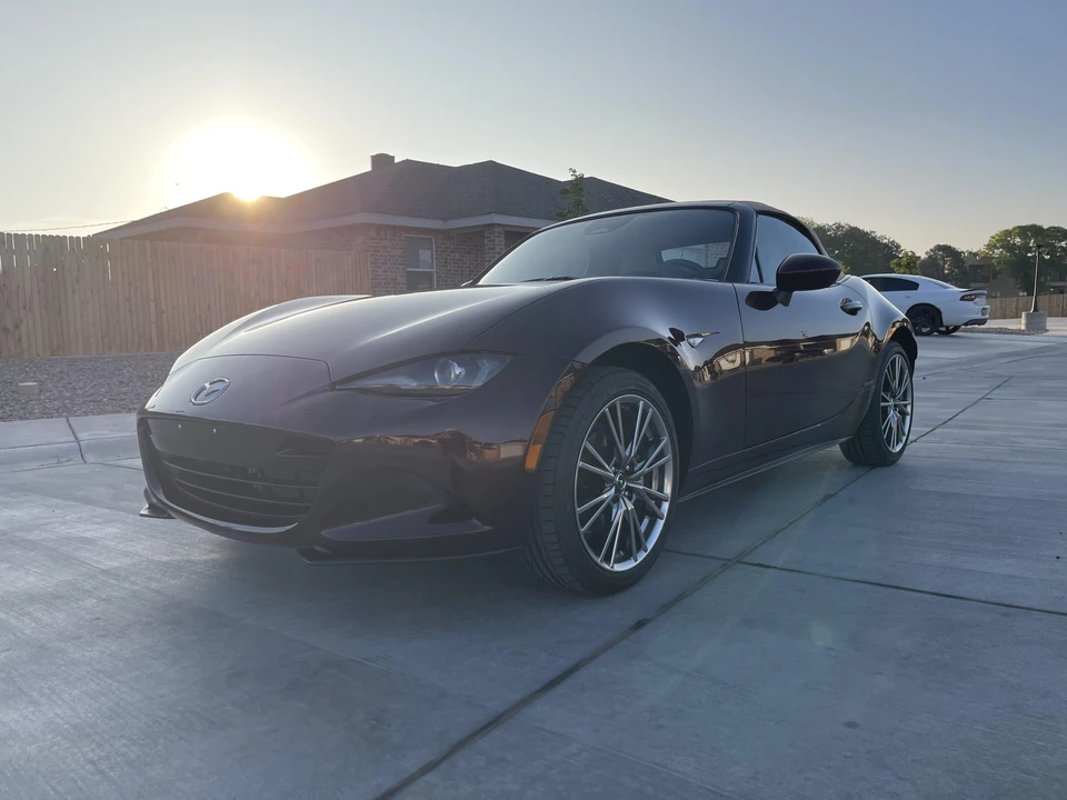 2025 Mazda ND MX-5 Miata - Image 17 of 31