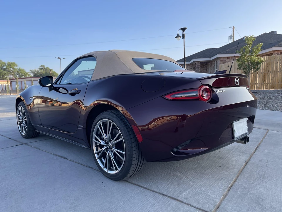 2025 Mazda ND MX-5 Miata - Image 20 of 31