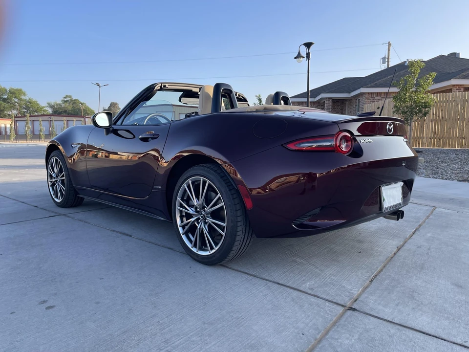 2025 Mazda ND MX-5 Miata - Image 5 of 31
