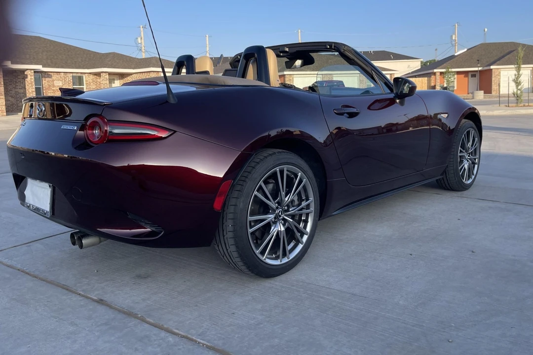 2025 Mazda ND MX-5 Miata - Image 8 of 31