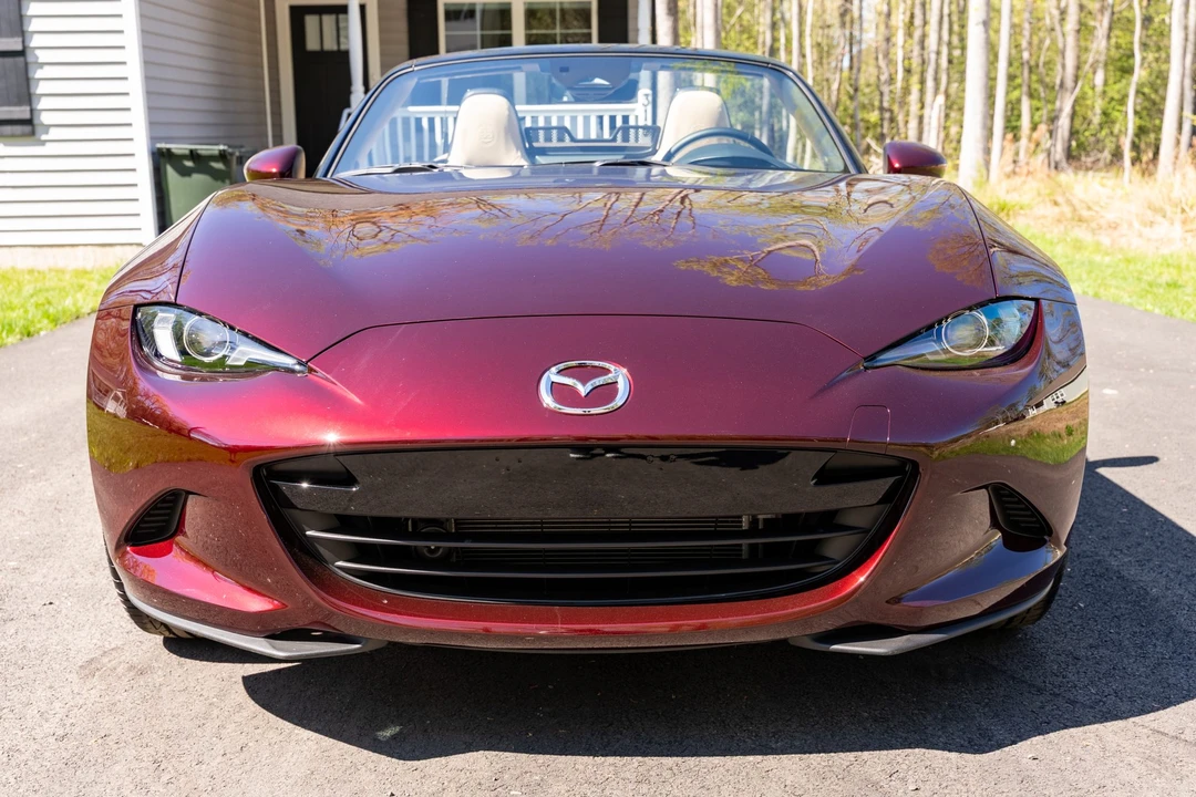 2025 Mazda ND MX-5 Miata - Image 18 of 31