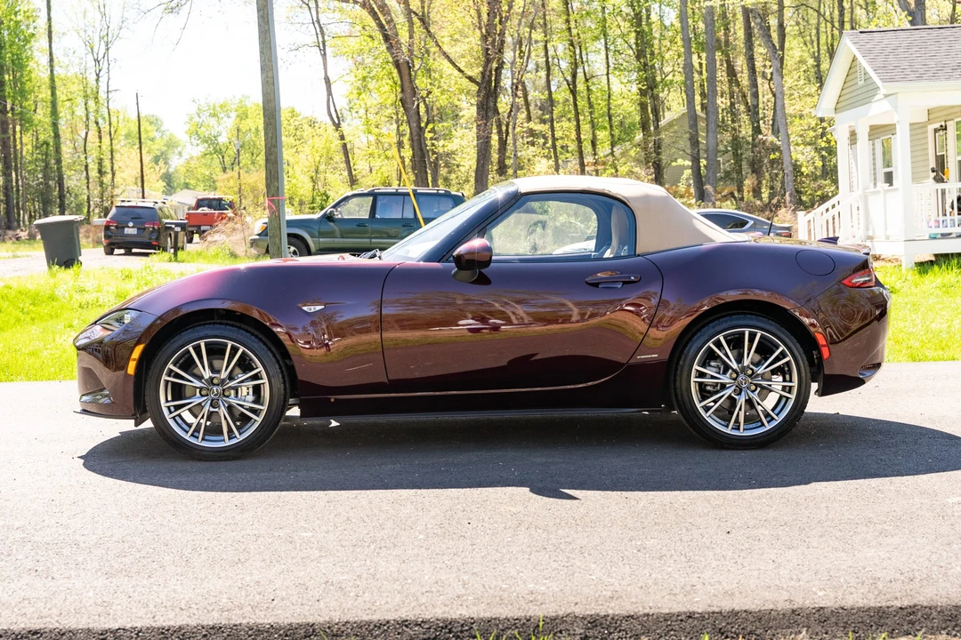 2025 Mazda ND MX-5 Miata - Image 3 of 31