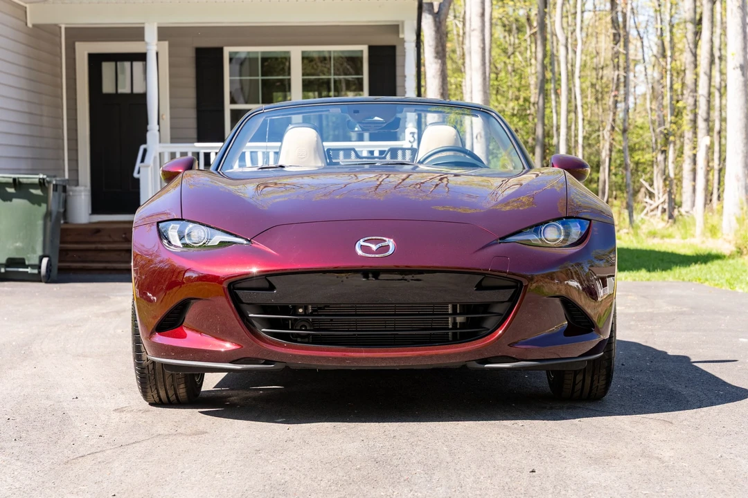 2025 Mazda ND MX-5 Miata - Image 17 of 31