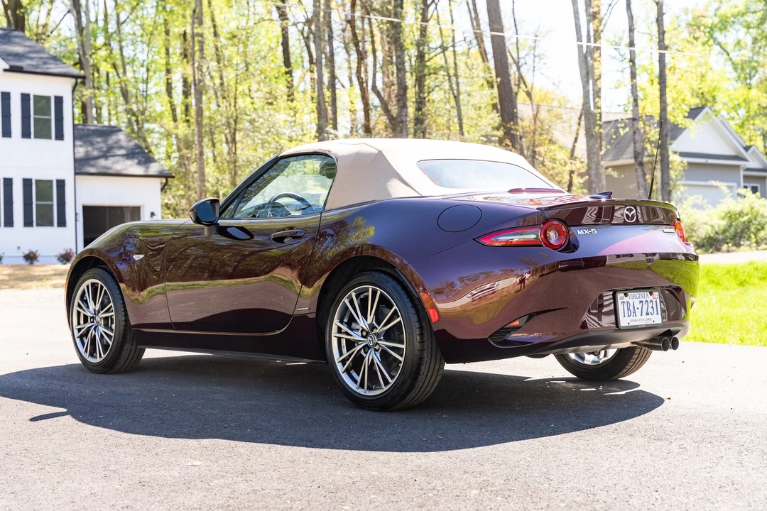 2025 Mazda ND MX-5 Miata - Image 4 of 31