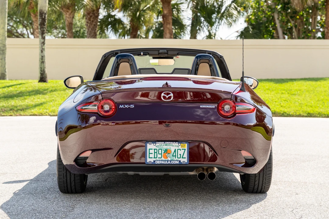 2025 Mazda ND MX-5 Miata - Image 5 of 31