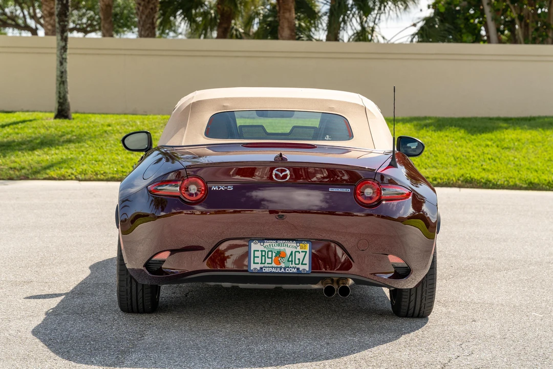 2025 Mazda ND MX-5 Miata - Image 14 of 31