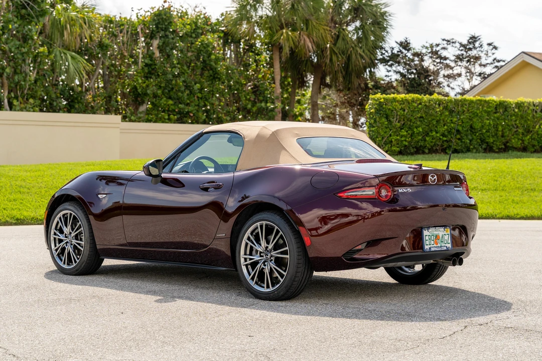 2025 Mazda ND MX-5 Miata - Image 13 of 31