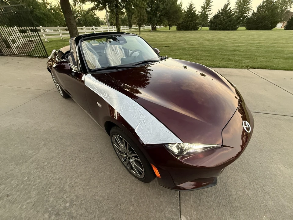 2025 Mazda ND MX-5 Miata - Image 28 of 31