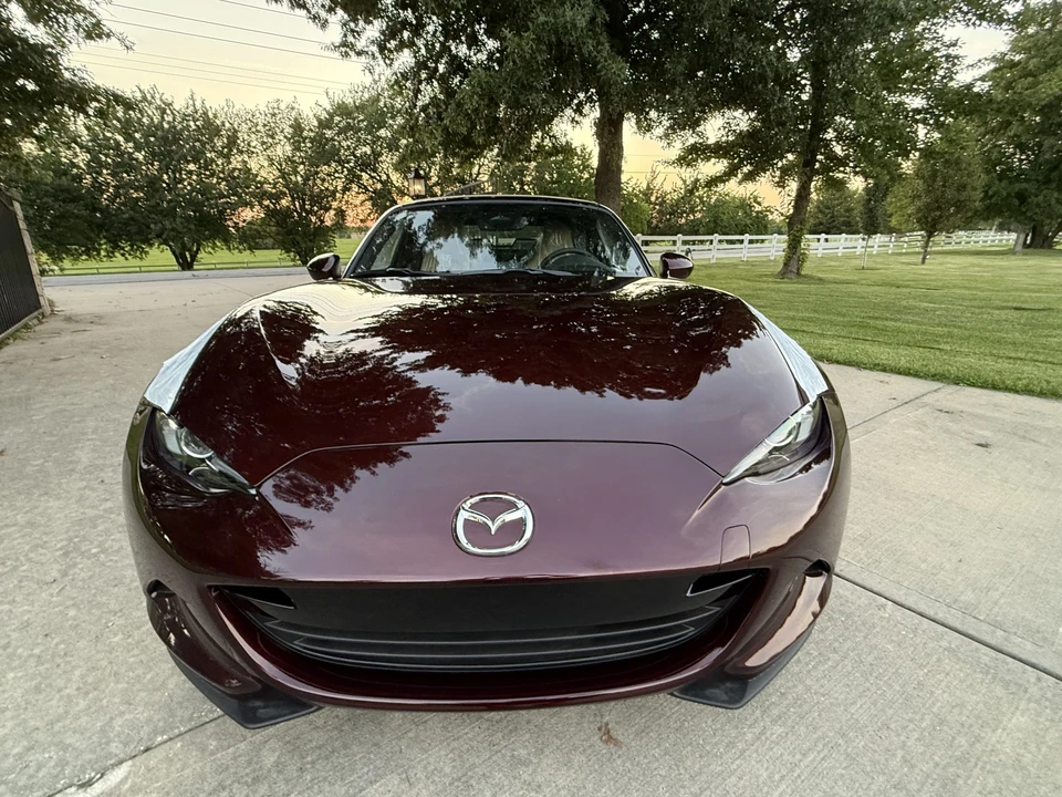 2025 Mazda ND MX-5 Miata - Image 12 of 31