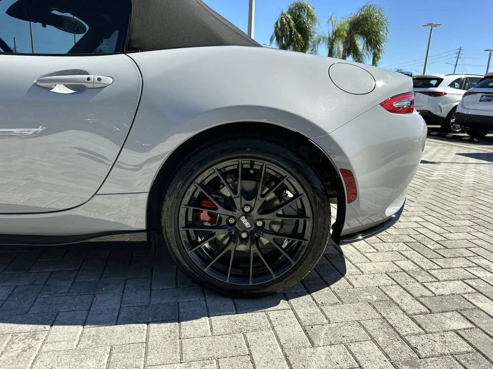 2025 Mazda ND MX-5 Miata - Image 8 of 9
