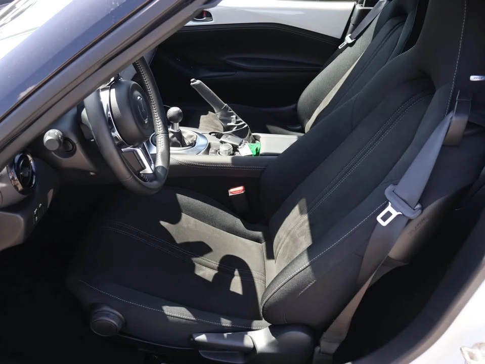 2025 Mazda ND MX-5 Miata - Image 10 of 20