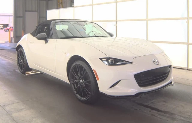2025 Mazda MX-5 - Image 4 of 5