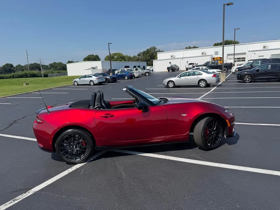 2025 Mazda ND MX-5 Miata - Image 6 of 13